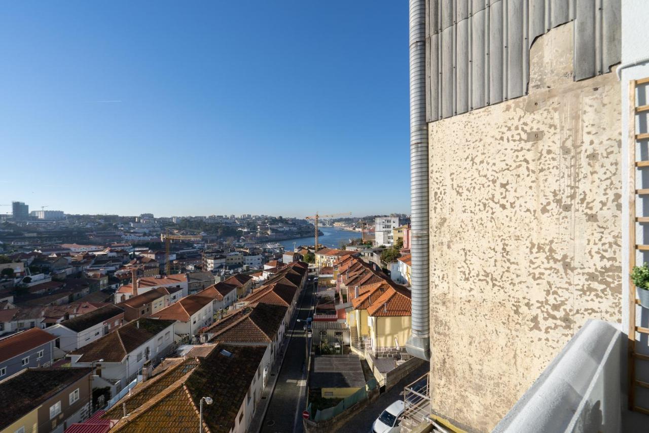 Ferienwohnung Gaya Avenue Flats - Elegant Contemporary Flats With Balcony Vila Nova de Gaia Exterior foto