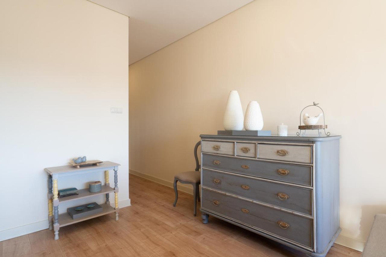 Ferienwohnung Gaya Avenue Flats - Elegant Contemporary Flats With Balcony Vila Nova de Gaia Exterior foto
