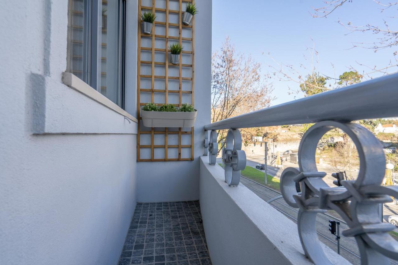 Ferienwohnung Gaya Avenue Flats - Elegant Contemporary Flats With Balcony Vila Nova de Gaia Exterior foto